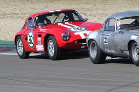 TVR Grantura (1965) - im Rennen R7 der Gentlemen Drivers am AvD Oldtimer Grand Prix 2013