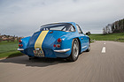 TVR Grantura Mk IIA (1960) - die Kraftreserven erlauben kurze Überholmanöver