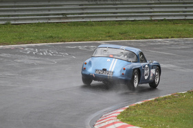 TVR Grantura Mk III (1963) - am 24. AVD Historic Marathon auf der Nordschleife (1963)