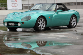 TVR Griffith 500 - auch die Fabrik nutzte diese Farbe auf Werbeaufnahmen - Dolder Classics September 2015