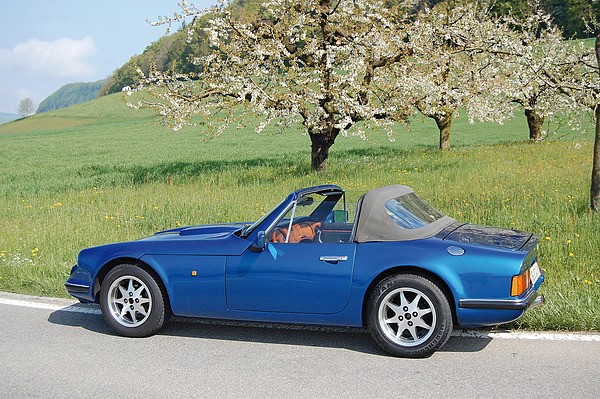 Bild: TVR S Convertible (1989) - angeboten an der Versteigerung der Oldtimer Galerie Toffen anlässlich der Dolder Classics vom 8. Juni 2013