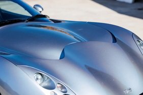 TVR T440R (2003) - Überlappende Karosseriekomponenten tricksten die Spaltmass-Fetischisten aus, an einem Ende stimmt damit die Fuge immer