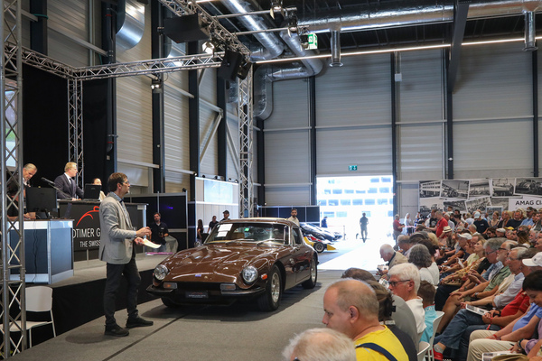 Impressions of the auction in 2025