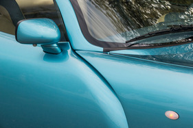 TVR Tuscan S Mk 2 (2005) - der Rückspiegel enthält auch den Türöffner (unten) (2005)