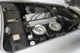 Talbot Lago T14 LS Spécial (1956) - zwei Weber-Horizontal-Doppelvergaser waren für die Gemischaufbereitung zuständig