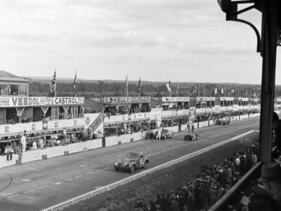 Talbot-Lago T150-C SS Teardrop Coupe (1938) - als Lot 243 an der RM/Sotheby's Monterey Versteigerung am 19. August 2022