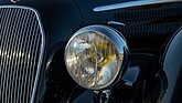 Talbot-Lago T150 C Spéciale Goutte d'Eau Figoni et Falaschi (1938) - Funktionalität vor Form, die aufgesetzten Scheinwerfer waren eine pragmatische Lösung