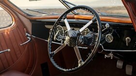 Talbot-Lago T150 C Spéciale Goutte d'Eau Figoni et Falaschi (1938) - Schlichte Sachlichkeit statt ausschweifender Formenüberschwang im Innern