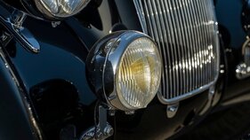 Talbot-Lago T150 C Spéciale Goutte d'Eau Figoni et Falaschi (1938) - Zusatzscheinwerfer von Maréchal für lange Nachtfahrten