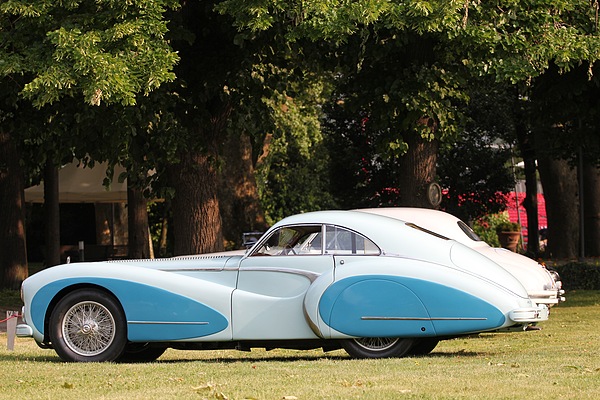 Talbot-Lago T26 Grand Sport (1948) - Zweifarbenlackierung in den ursprünglichen Farbtönen, gesehen am Concorso d'Eleganza Villa d'Este 2011