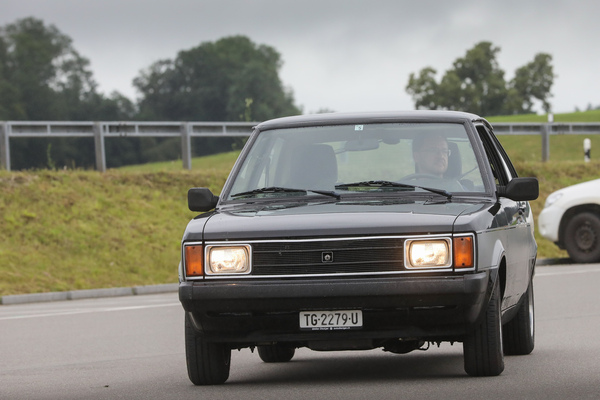 Bild Talbot Sunbeam Lotus (1980) - aus der ersten Serie, auf dem Weg zum Oldtimerparkplatz - Fantastic Plastic 2024