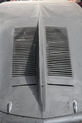 Tatra T77A Berline (1936) - als Lot 558 angeboten an der Bonhams Versteigerung im Grand Palais in Paris am 7. Februar 2013