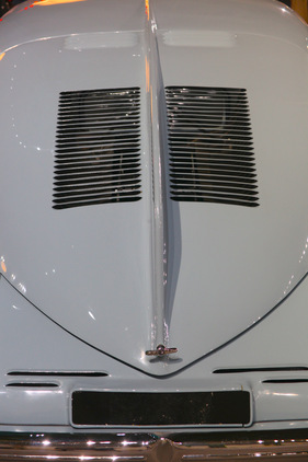 Tatra T87 (1948) - als Lot 579 angeboten an der Bonhams Versteigerung im Grand Palais in Paris am 7. Februar 2013