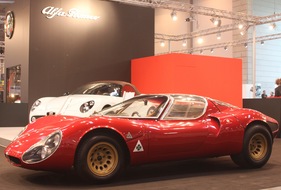 Techno Classica 2011 - Alfa Romeo 33 Stradale stiehlt seinem modernen Nachkommen die Show