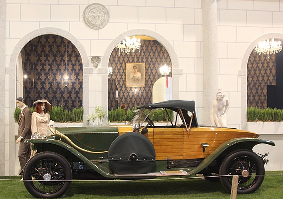 Techno Classica 2011 - Der Rolls Royce Silver Ghost am Siha-Stand hat eine Skiffkarossiere von Shapiro-Schebera aus dem Jahre 1914