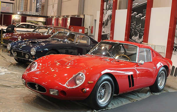 Techno Classica 2011 - Einer von 39 Ferrari 250 GTO am Ferrari-Stand von Eberlein
