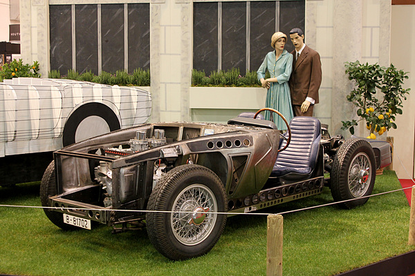 Techno Classica Essen 2012 - Impressionen - Pegaso-Chassis in der SIHA_Sonderausstellung