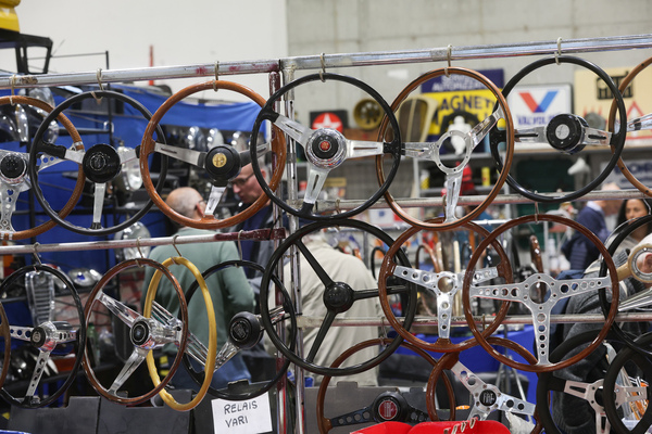 Bild Teilehandel - Lenkradauswahl - 42. Auto e Moto d'Epoca 2025