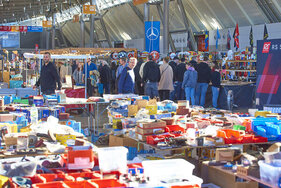 Teilehandel an der Retro Classics Stuttgart 2025