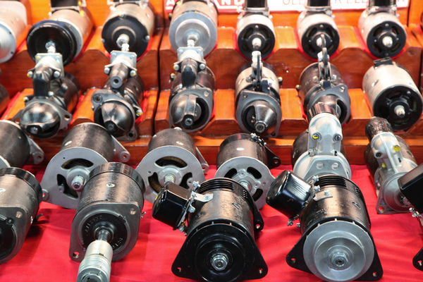 Teilemarkt - Lichtmaschinen und Alternatoren - Bremen Classic Motorshow 2019