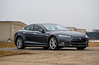 Bild: Tesla Model S P85D (2015) - als Lot 1183 angeboten an der RM/Sotheby’s Elkhart Collection Versteigerung 2020
