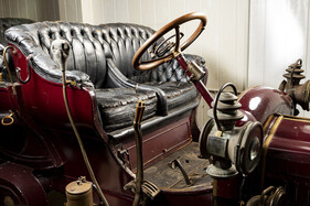 Thomas Flyer Model 31 Touring (1906) - offered as lot 510 at the Bonhams "Two Generation Collection" auction in Newport on April 29, 2023