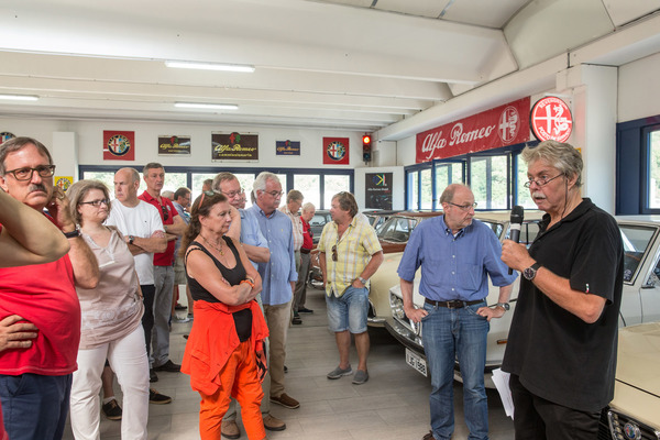 Thomas Suter erklärt die Hausregeln - Clubanlass Alfa Romeo Club (17. bis 19. August 2018)