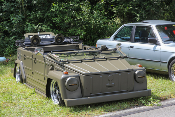 Tiefergelegter VW Kübelwagen - Youngtimer Stockental 2025