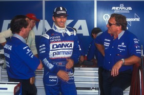 Tom Walkinshaw mit Damon Hill Tom Walkinshaw mit Damon Hill