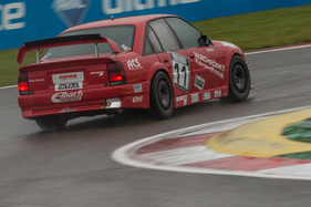 Tourenwagen Classics 2017 - Opel Astra STW (1994) am Steuer ist Volker Strycek