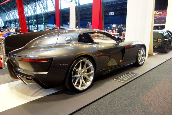 Touring Superleggera Aero 3 von 2020 auf der Basis der Ferrari F 12 Berlinetta - Sonderschau Supercars 2 in der Autoworld Brüssel 2022/2023