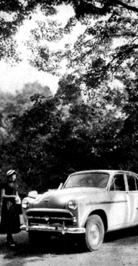 Toyopet   (1955) - Aristokratisch wirkende Limousine mit vergleichsweise primitiven technischen Ingredienzen