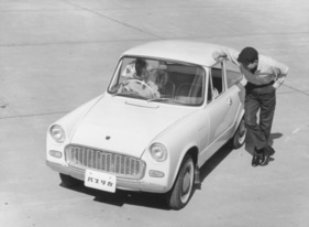 Toyopet Publica (1962) – anspruchsloses Fortbewegungsmittel für vier Personen Toyopet Publica (1962) – anspruchsloses Fortbewegungsmittel für vier Personen
