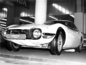 Toyota 2000 GT (1968) - Granturismo-Beitrag aus Japan, 150 PS stark - Genfer Autosalon 1968