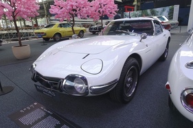 Toyota 2000 GT (1968) – Sonderausstellung "Big in Japan" in der Autoworld Brüssel