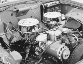Toyota 800 Sports (1966) – Zweizylinder-Boxermotor mit zwei Vergasern
