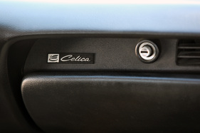 Toyota Celica 1600 ST (1972) - auch im Innern wird man nie im Unklaren gehalten, in welchem Auto man sitzt