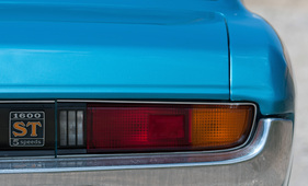 Toyota Celica 1600 ST (1972) - sogar die Anzahl Gänge ist auf dem Heck dokumentiert