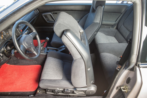 Toyota Celica 2.0 GT Liftback (1989) - der Zustieg nach hinten ist natürlich etwas beschwerlicher