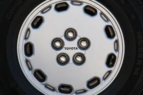 Toyota Celica 2.0 GT Liftback (1989) - formschöne Aluräder