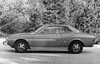 Image: Toyota Celica ST (1973) - with wheel covers that look like aluminum rims