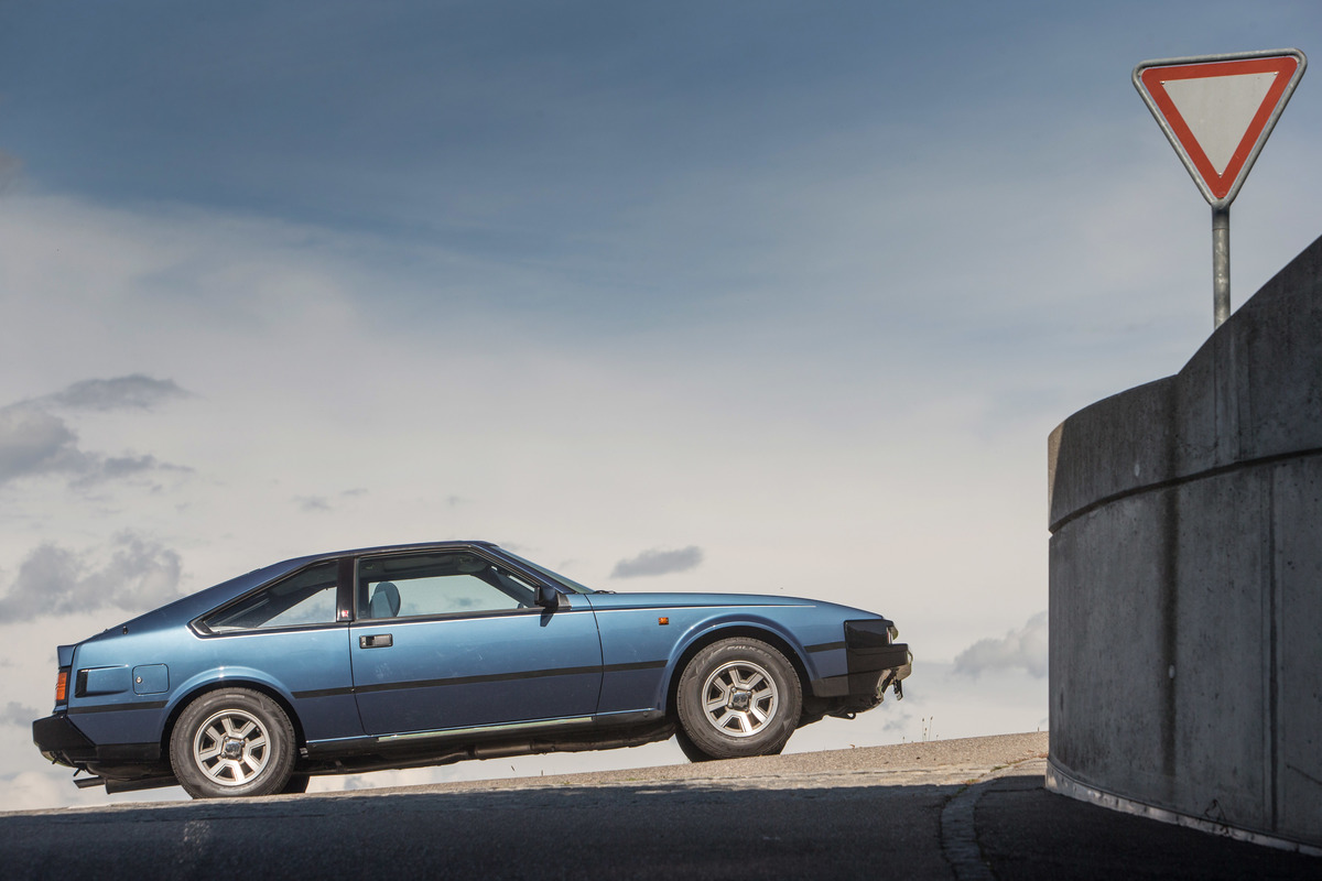 Toyota Celica Supra 2.8i (1983) - lange Haube, kurzes Heck - so müssen Coupés aussehen