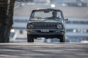 Toyota Corolla 1100 (1968) - ein Rückspiegel musste genügen