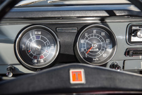 Toyota Corolla 1100 (1968) - kein Drehzahlmesser, aber gut ablesbare Instrumente