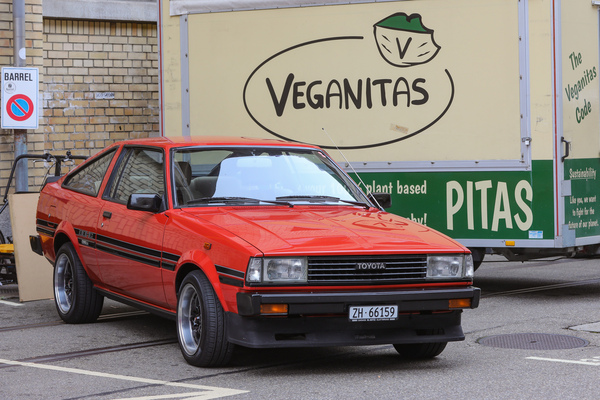 Toyota Corolla GT Coupé DOHC (1988) - damit gehörte man einst zu den ganz Schnellen - Japanese Car Meeting Kemptthal 2025