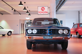 Toyota Corona Mark II (1973) - gewachsen und optisch reifer - 50 Jahre Toyota Schweiz Sonderschau