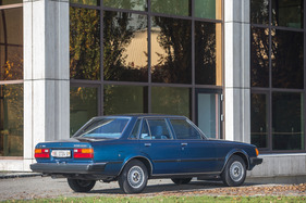 Toyota Cressida 2000 GL (1982) - grosszügig verglast