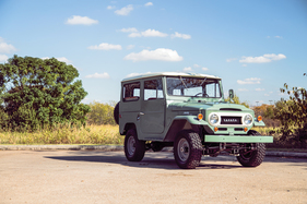 Toyota FJ40 Land Cruiser (1967) - offered as lot 205 by RM/Sotheby's in Arizona on January 28/29, 2016