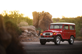 Toyota FJ40 Land Cruiser (1970) - als Lot 107 an der RM/Sotheby's Arizona Versteigerung 2017 angeboten Toyota FJ40 Land Cruiser (1970) - als Lot 107 an der RM/Sotheby's Arizona Versteigerung 2017 angeboten