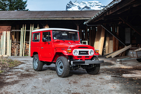 Toyota FJ40 Land Cruiser (1978) - als Lot 135 angeboten an der RM/Sotheby's Versteigerung von Paris am 1. Februar 2023